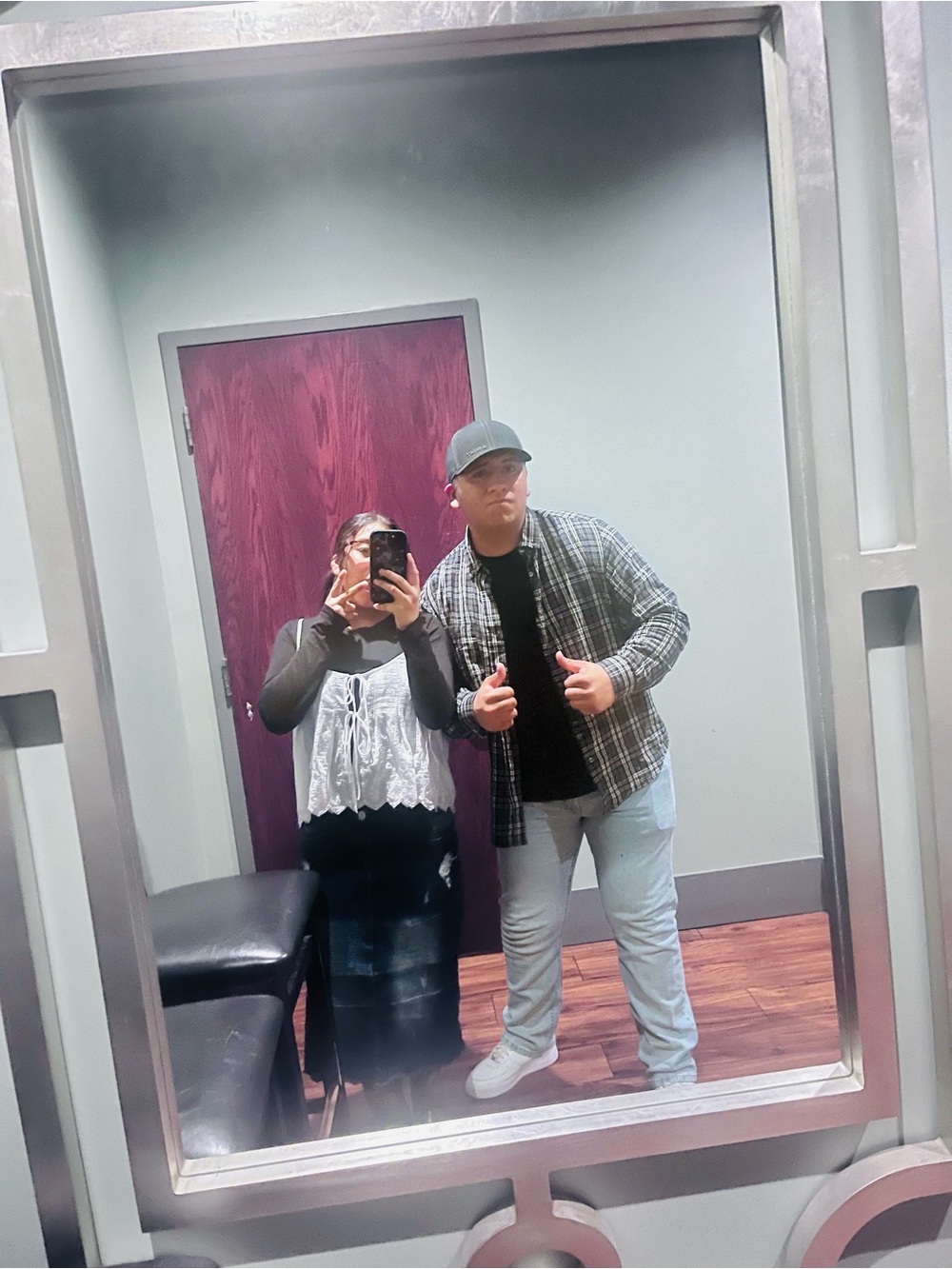 Meet Me 💗 - Picture 11 of 16